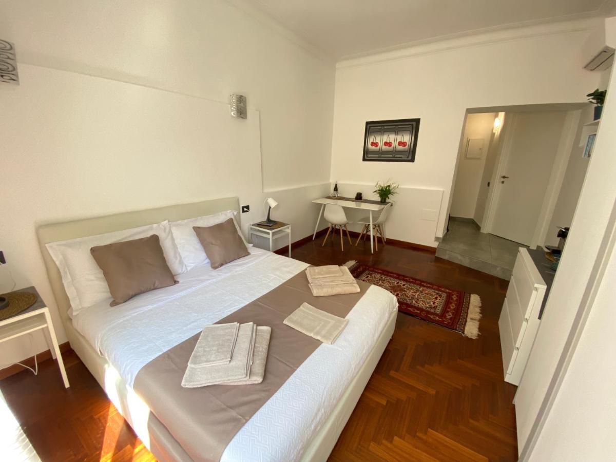A Due Passi Da San Pietro Hotel Rome Exterior photo